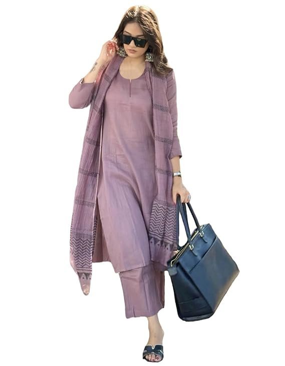 51suEsggRLL._SX569_ Women's Rayon Blend Straight Solid Kurta with Pant & Dupatta - Image 1