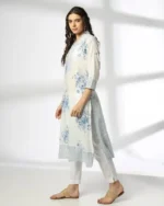 Women Floral Print Straight Kurta - Image 4